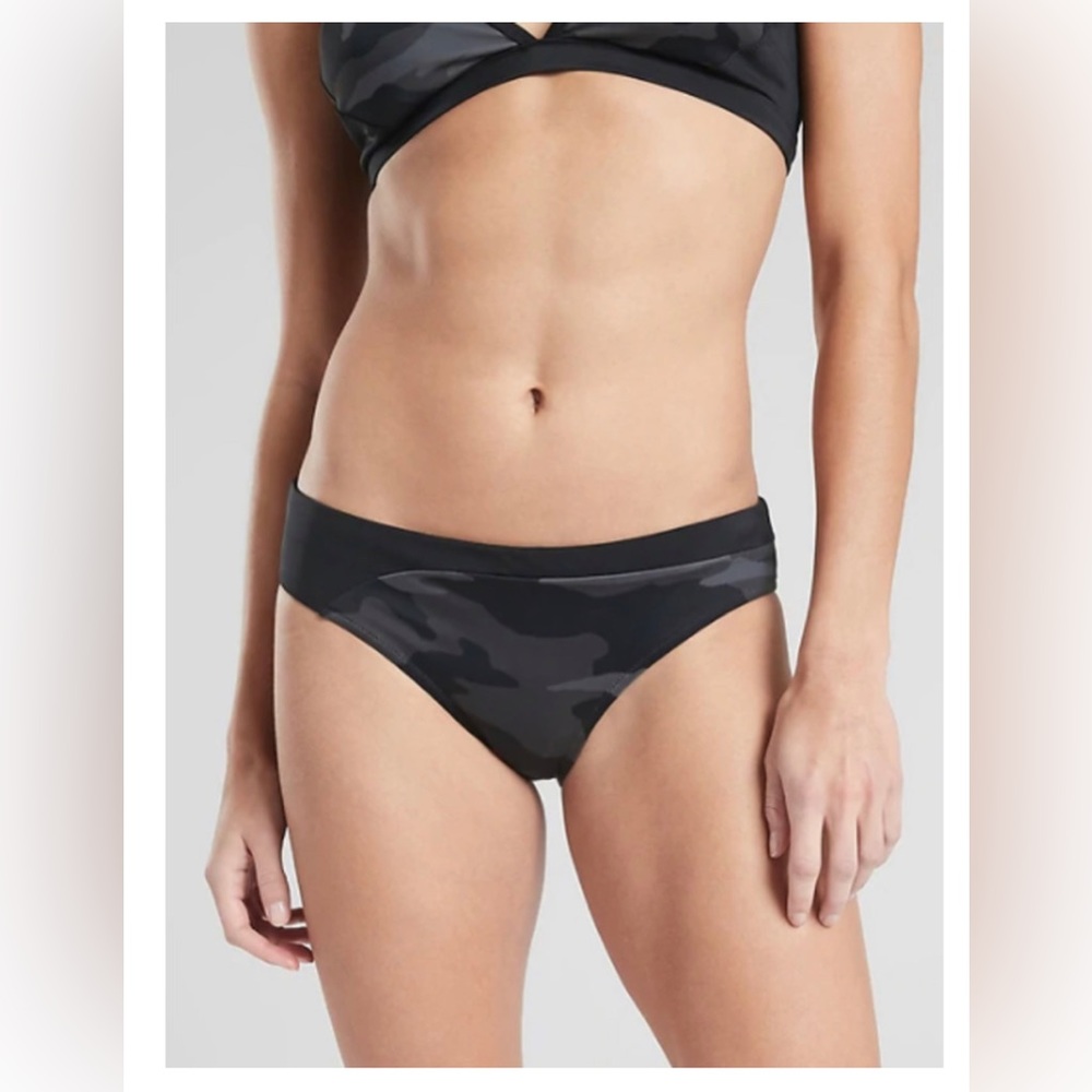 Athleta Freestyle Camo Full Bikini Bottom - Small